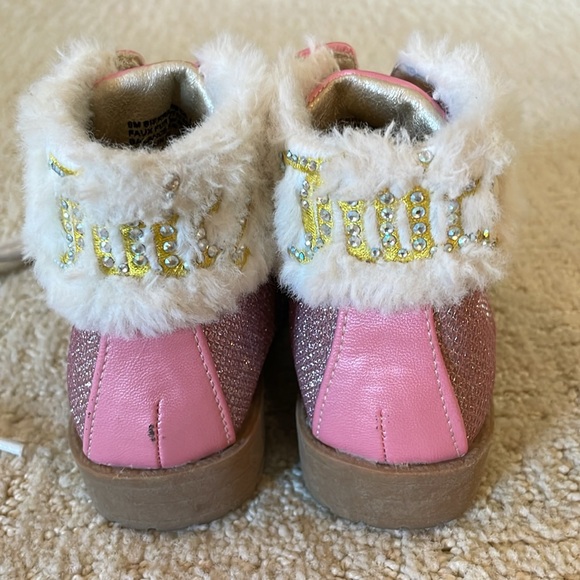 Juicy Couture pink sparkly boots. Size 6 (Toddler). - Picture 3 of 4